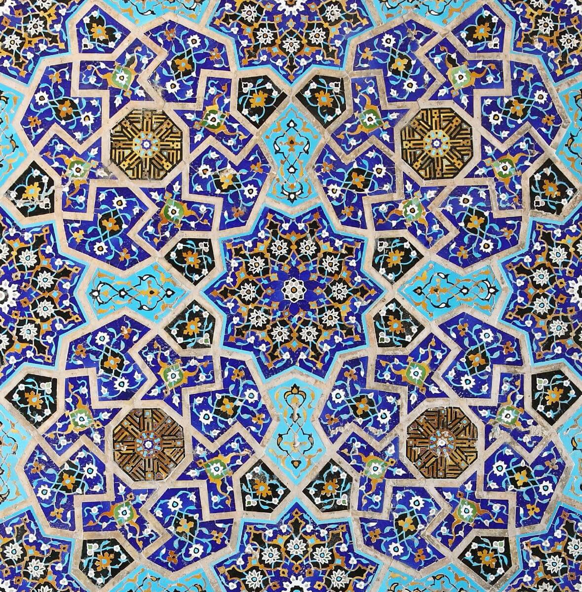 بررسی و نقد رویکرد پدیدارشناسانه هانری کربن به هنر اسلامی