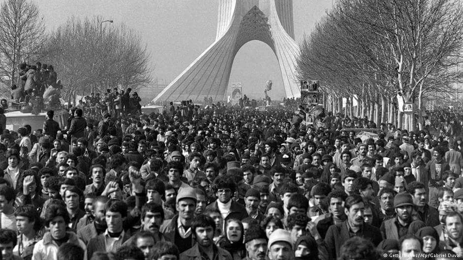 انقلاب اسلامی یکی از آرام‌ترین انقلاب‌های بزرگ دنیا تلقی می‌شود